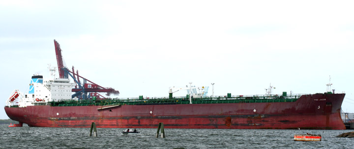 Yves Jacob moored at Skarvikshamn