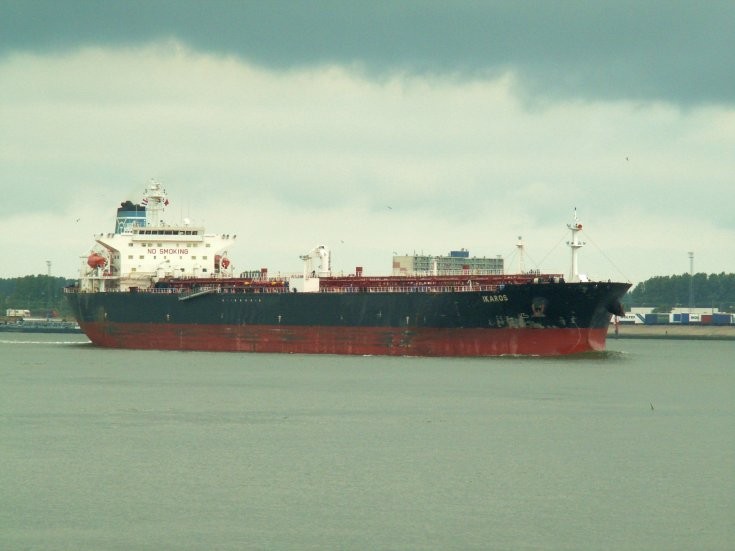Bahamas registered tanker Ikaros