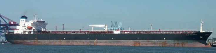 Blue Dolphin moored at Skarvikshamn