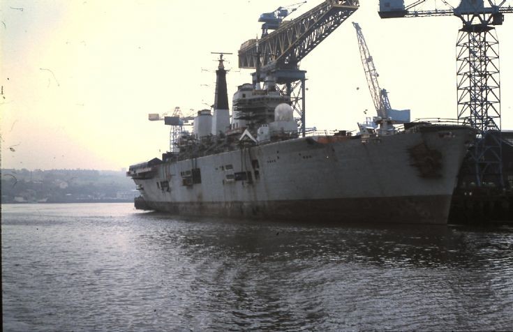 HMS Illustrious R06 in 1981