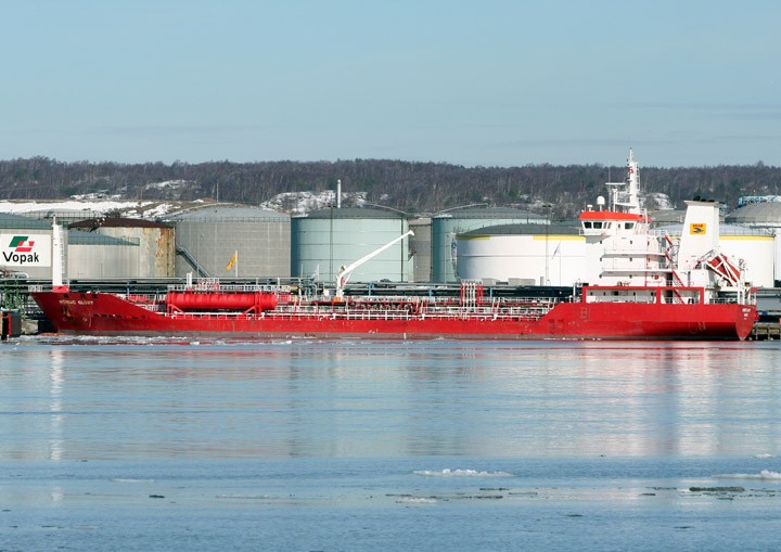Nordic Glory at Skarvikshamn