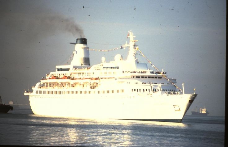 PACIFIC PRINCESS