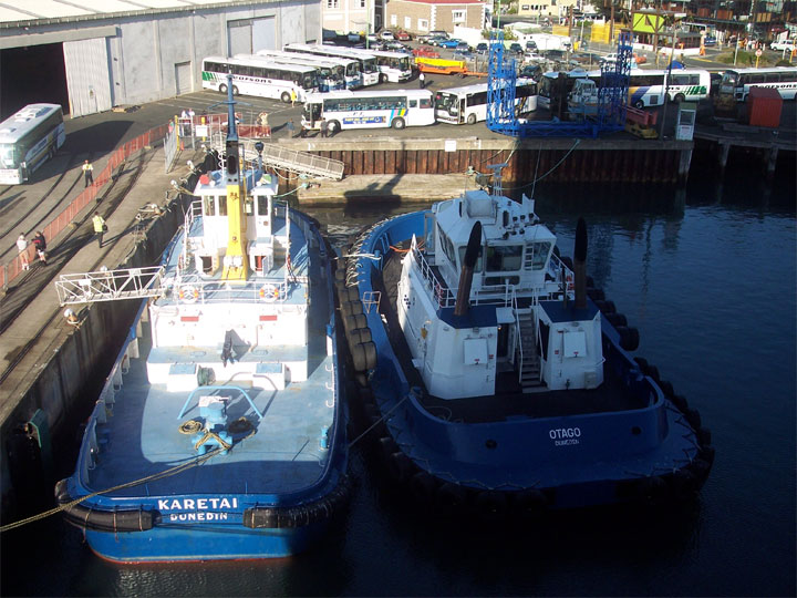 Tugs KARETAI and OTAGO in Port Chalmers