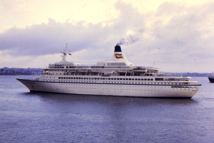 Norwegian cruise ship 'Royal Viking Star'