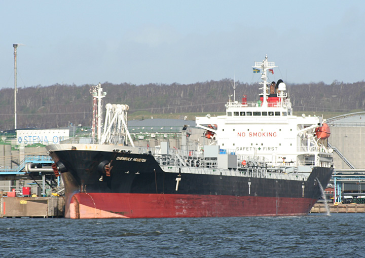 Chembulk Houston, berthed at Gothenburg