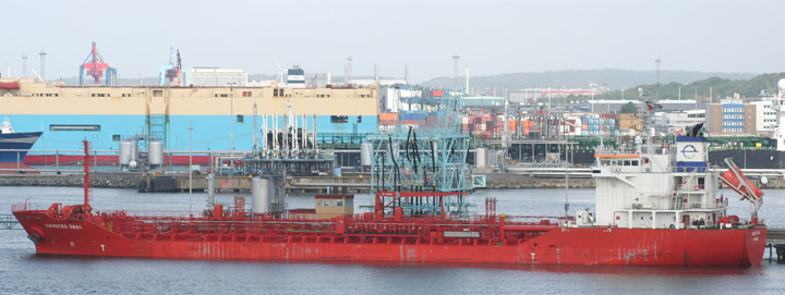 Emirates Swan in Skarvikshamn, Gothenburg