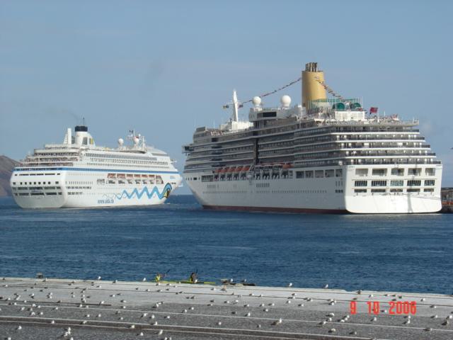 Arcadia and AidaBlu in Funchal-Madeira